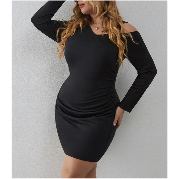 BellanBlue Dresses & Skirts - Plus Black Cold Shoulder Bodycon Fitted Party Dress